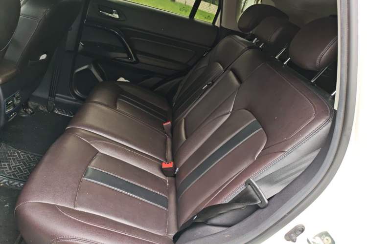 Used GAC Trumpchi GS4 2018 235T Automatic Two-Wheel Drive Luxury Smart Connectivity Version Left Rear Seat