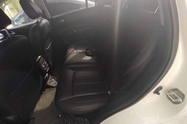 Used GAC Trumpchi GS4 2018 200T G-DCT Two-Wheel Drive Elite Edition Left Rear Seat