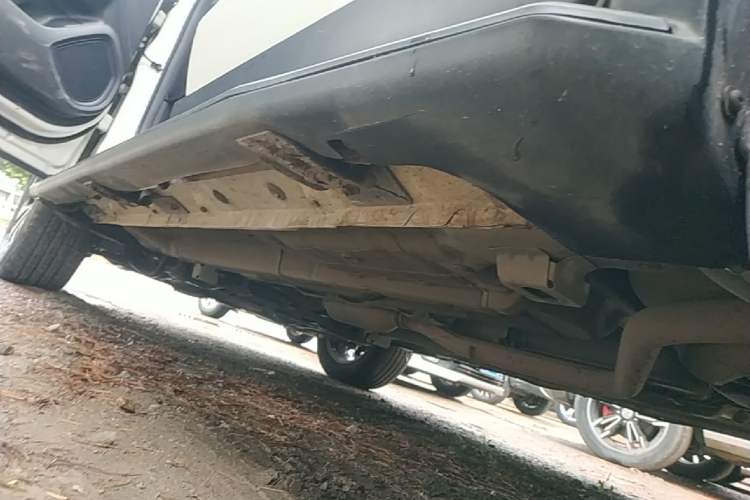 Used GAC Trumpchi GS4 2018 235T Automatic Two-Wheel Drive Elite Edition Left Side Sill
