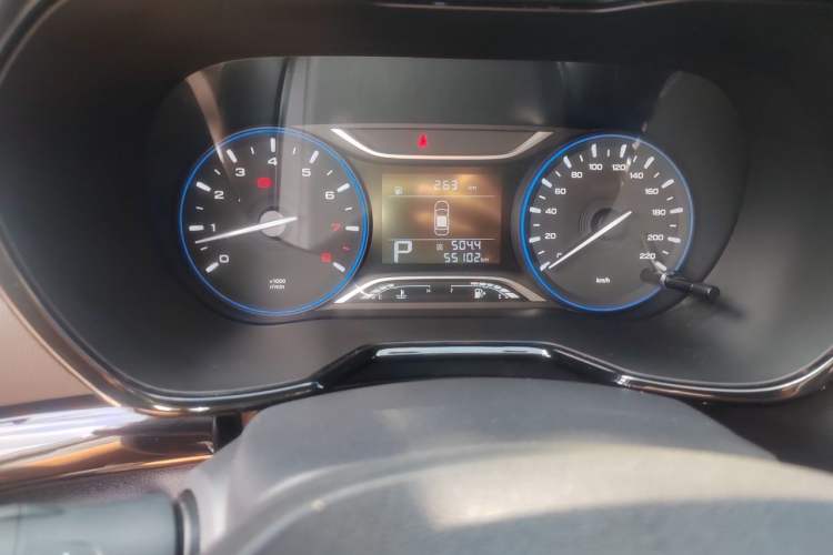 Used GAC Trumpchi GS4 2018 235T Automatic Two-Wheel Drive Elite Millionth Anniversary Edition Odometer Close Up