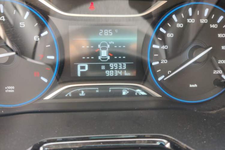 Used GAC Trumpchi GS4 2018 235T Automatic Two-Wheel Drive Luxury Smart Connectivity Version Odometer Close Up