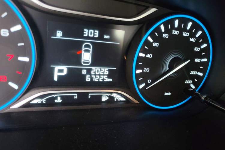 Used GAC Trumpchi GS4 2018 235T Automatic Two-Wheel Drive Elite Millionth Anniversary Edition Odometer Close Up