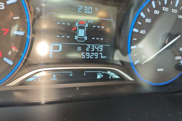 Used GAC Trumpchi GS4 2018 235T DCT Two-Wheel Drive Luxury Smart Connectivity Millionth Anniversary Edition Odometer Close Up