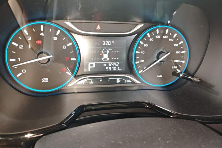 Used GAC Trumpchi GS4 2018 235T Automatic Two-Wheel Drive Luxury Smart Connectivity Millionth Anniversary Edition Odometer Close Up