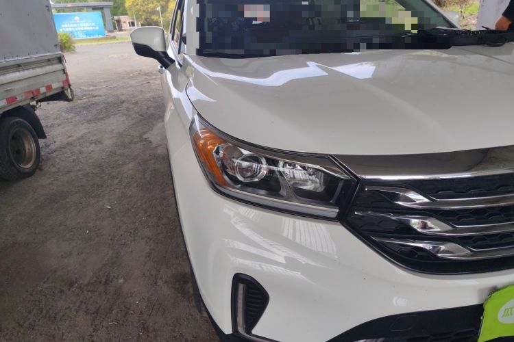 Used GAC Trumpchi GS4 2018 235T Automatic Two-Wheel Drive Elite Millionth Anniversary Edition Right Front Headlight