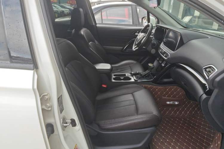 Used GAC Trumpchi GS4 2018 235T Automatic Two-Wheel Drive Luxury Smart Connectivity Version Right Front Seat