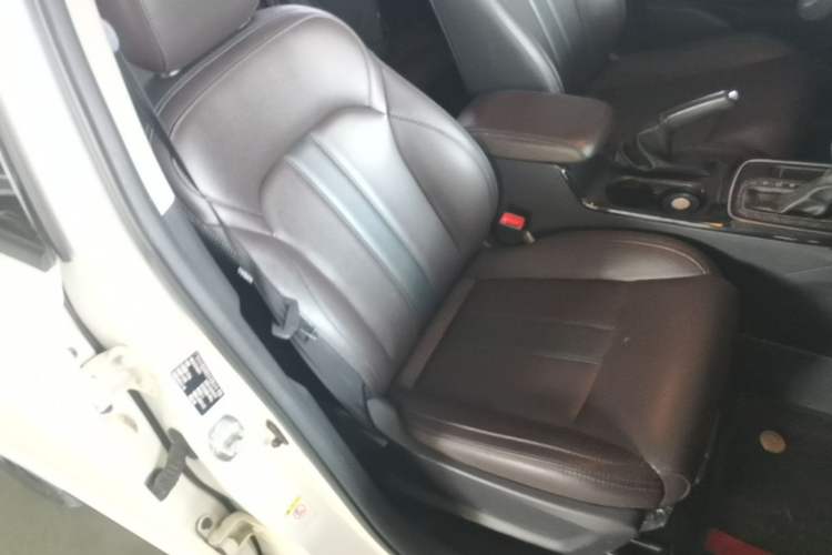 Used GAC Trumpchi GS4 2018 200T G-DCT Two-Wheel Drive Elite Edition Right Front Seat