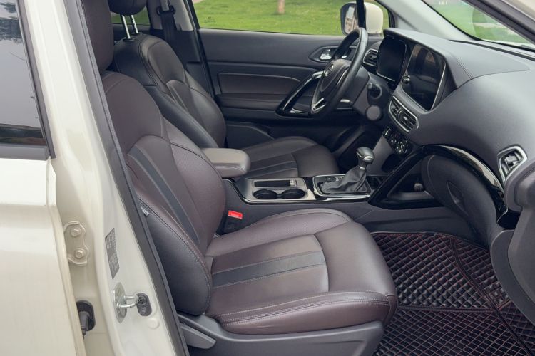 Used GAC Trumpchi GS4 2018 235T Automatic Two-Wheel Drive Luxury Smart Connectivity Version Right Front Seat