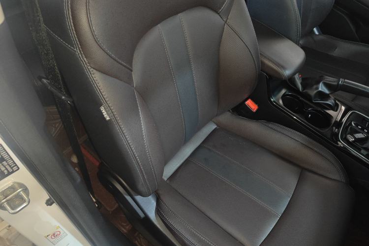Used GAC Trumpchi GS4 2018 200T G-DCT Two-Wheel Drive Elite Edition Right Front Seat