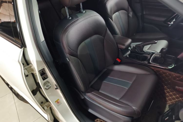 Used GAC Trumpchi GS4 2018 200T Manual Two-Wheel Drive Elite Edition Right Front Seat