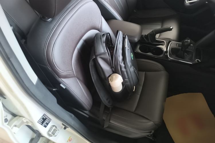 Used GAC Trumpchi GS4 2018 200T Manual Two-Wheel Drive Elite Edition Right Front Seat