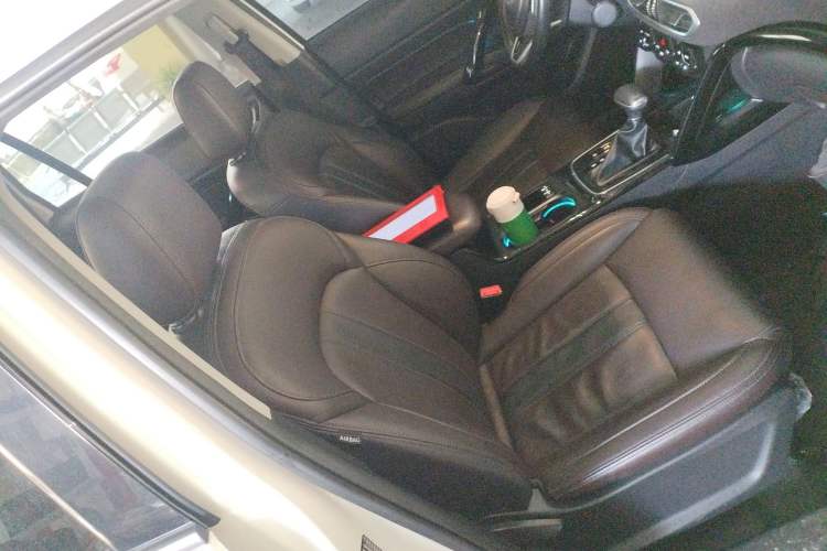 Used GAC Trumpchi GS4 2018 235T Automatic Two-Wheel-Drive Supreme Edition Right Front Seat