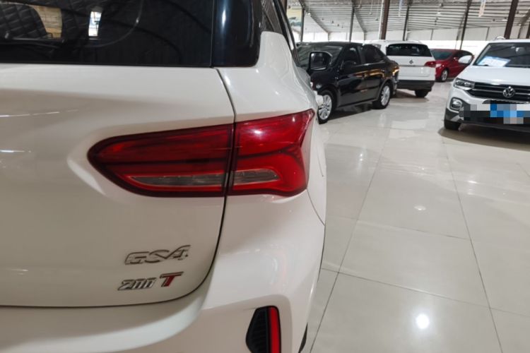 Used GAC Trumpchi GS4 2018 200T Manual Two-Wheel Drive Elite Edition Right Rear Taillight