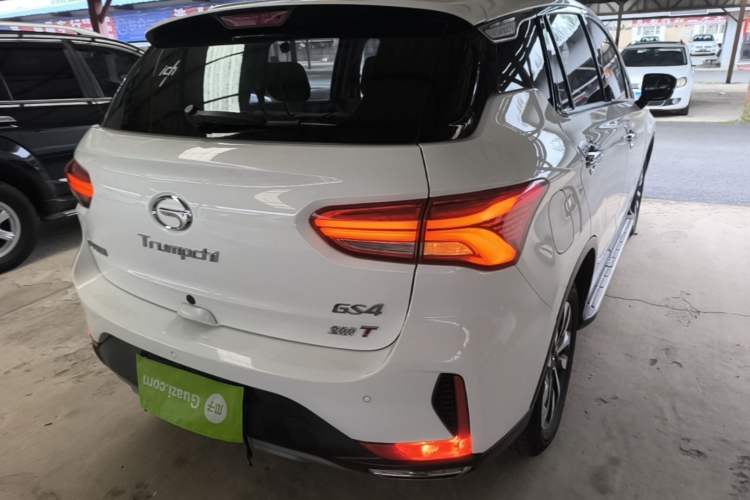 Used GAC Trumpchi GS4 2018 200T Manual Two-Wheel Drive Elite Edition Right Rear Taillight