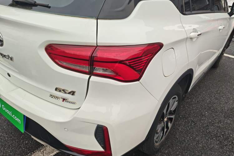 Used GAC Trumpchi GS4 2018 200T G-DCT Two-Wheel Drive Comfort Edition Right Rear Taillight