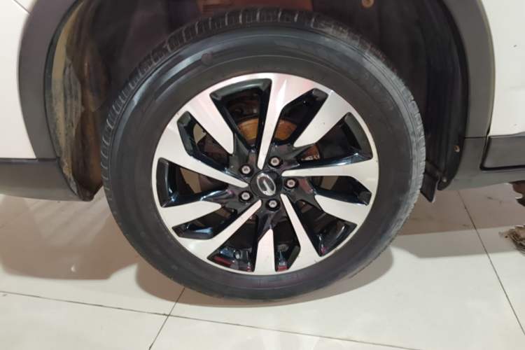 Used GAC Trumpchi GS4 2018 200T Manual Two-Wheel Drive Elite Edition Right Rear Wheel Hub