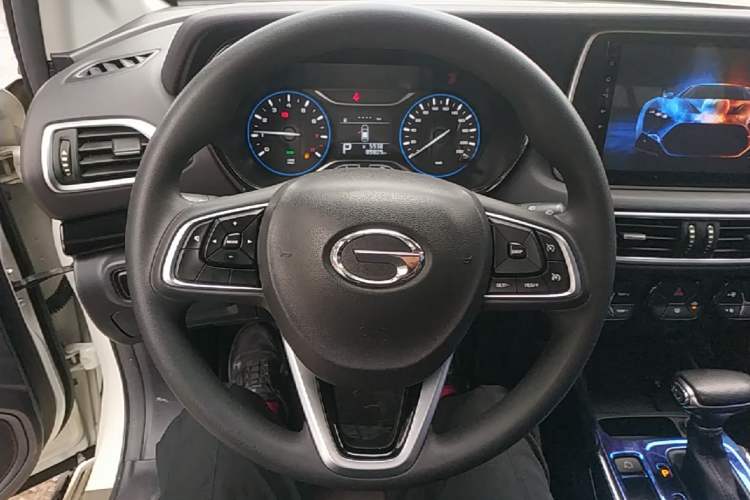 Used GAC Trumpchi GS4 2018 235T Automatic Two-Wheel Drive Elite Edition Steering Wheel