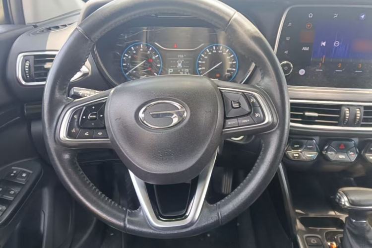 Used GAC Trumpchi GS4 2018 235T Automatic Two-Wheel Drive Luxury Smart Connectivity Version Steering Wheel