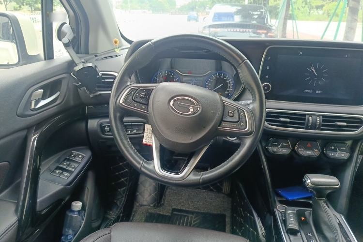Used GAC Trumpchi GS4 2018 235T Automatic Two-Wheel Drive Luxury Smart Connectivity Millionth Anniversary Edition Steering Wheel