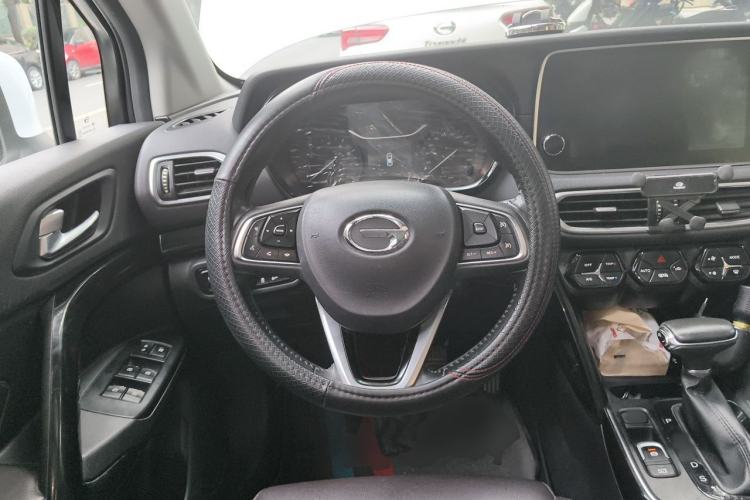Used GAC Trumpchi GS4 2018 235T Automatic Two-Wheel Drive Luxury Smart Connectivity Millionth Anniversary Edition Steering Wheel