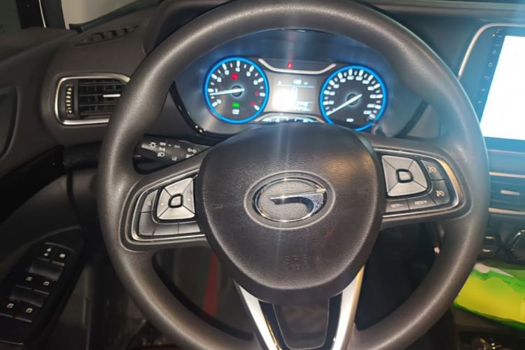 Used GAC Trumpchi GS4 2018 235T Automatic Two-Wheel Drive Elite Millionth Anniversary Edition Steering Wheel