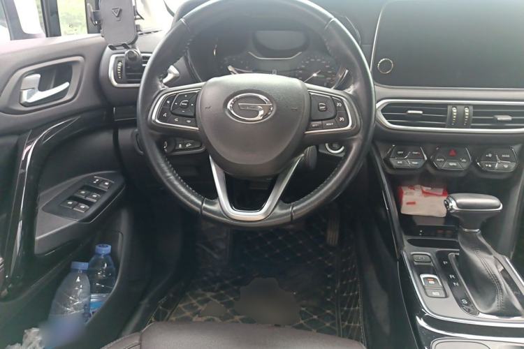 Used GAC Trumpchi GS4 2018 235T Automatic Two-Wheel Drive Luxury Smart Connectivity Millionth Anniversary Edition Steering Wheel
