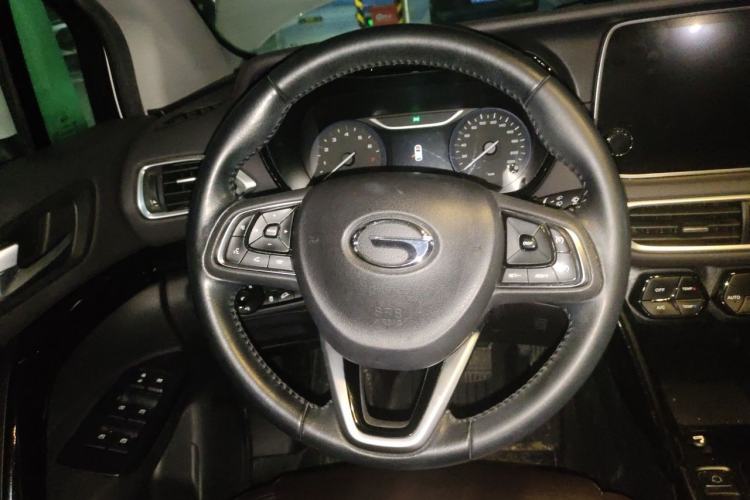 Used GAC Trumpchi GS4 2018 235T Automatic Two-Wheel Drive Luxury Smart Connectivity Millionth Anniversary Edition Steering Wheel