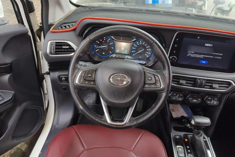 Used GAC Trumpchi GS4 2018 235T Automatic Two-Wheel Drive Luxury Smart Connectivity Version Steering Wheel