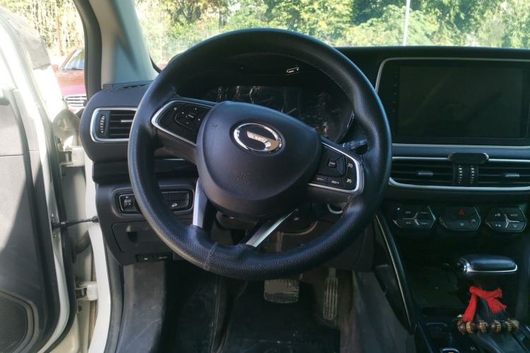 Used GAC Trumpchi GS4 2018 235T Automatic Two-Wheel Drive Elite Millionth Anniversary Edition Steering Wheel