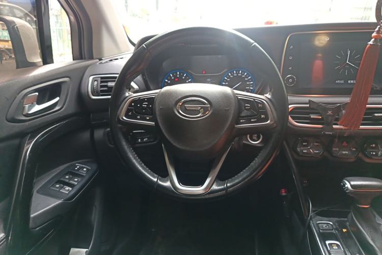 Used GAC Trumpchi GS4 2018 235T Automatic Two-Wheel Drive Luxury Smart Connectivity Version Steering Wheel