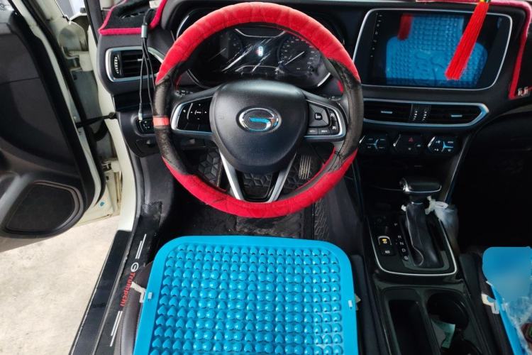 Used GAC Trumpchi GS4 2018 235T Automatic Two-Wheel Drive Elite Millionth Anniversary Edition Steering Wheel