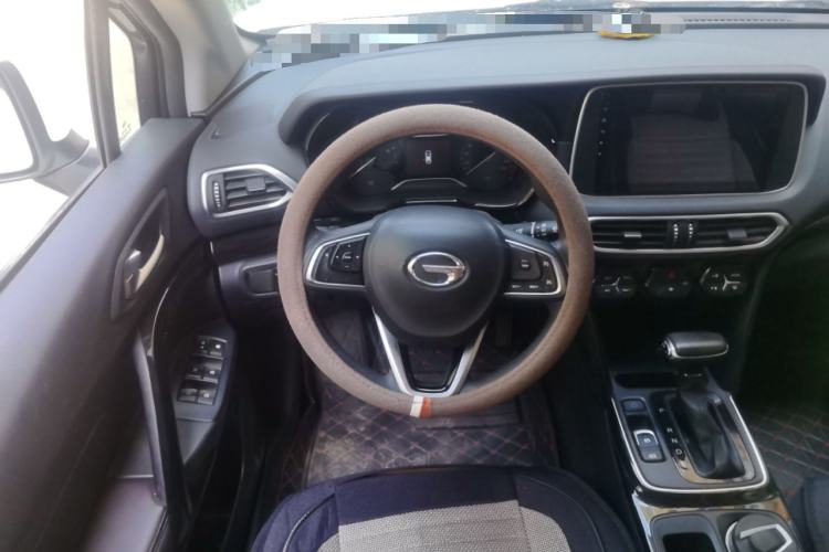 Used GAC Trumpchi GS4 2018 235T Automatic Two-Wheel Drive Elite Millionth Anniversary Edition Steering Wheel