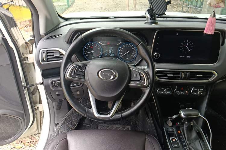 Used GAC Trumpchi GS4 2018 235T Automatic Two-Wheel Drive Luxury Smart Connectivity Millionth Anniversary Edition Steering Wheel