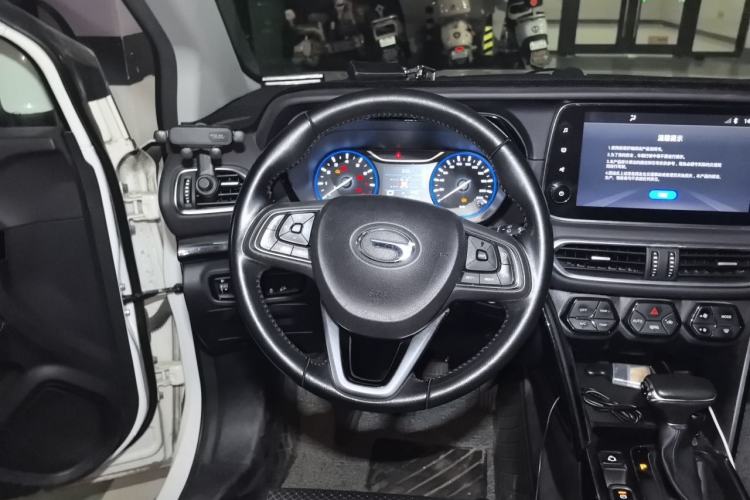 Used GAC Trumpchi GS4 2018 235T Automatic Two-Wheel Drive Luxury Smart Connectivity Millionth Anniversary Edition Steering Wheel