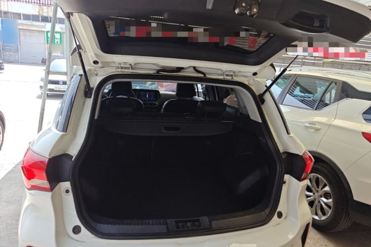 Used GAC Trumpchi GS4 2018 235T Manual Two-Wheel Drive Elite Edition Trunk