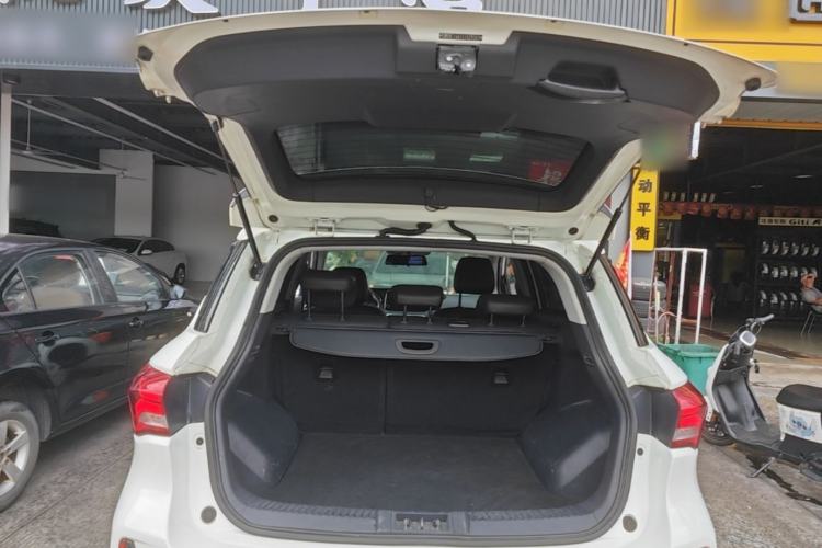 Used GAC Trumpchi GS4 2018 235T Automatic Two-Wheel Drive Luxury Smart Connectivity Version Trunk
