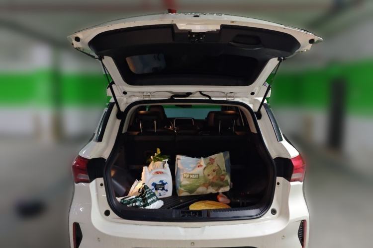 Used GAC Trumpchi GS4 2018 235T Automatic Two-Wheel-Drive Supreme Edition Trunk