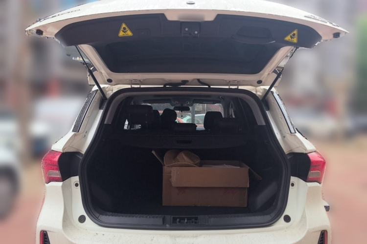 Used GAC Trumpchi GS4 2018 235T Automatic Two-Wheel Drive Elite Edition Trunk
