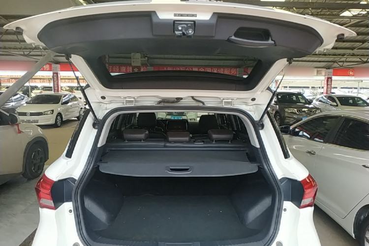 Used GAC Trumpchi GS4 2018 235T Manual Two-Wheel Drive Luxury Edition Trunk