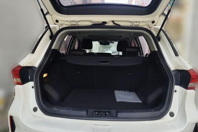 Used GAC Trumpchi GS4 2018 200T G-DCT Two-Wheel Drive Elite Edition Trunk