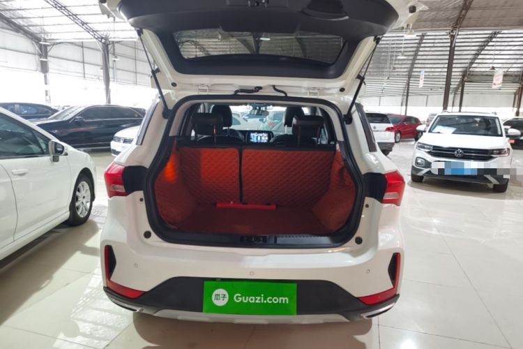 Used GAC Trumpchi GS4 2018 200T Manual Two-Wheel Drive Elite Edition Trunk
