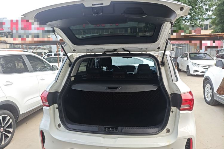 Used GAC Trumpchi GS4 2018 235T Automatic Two-Wheel Drive Luxury Smart Connectivity Version Trunk