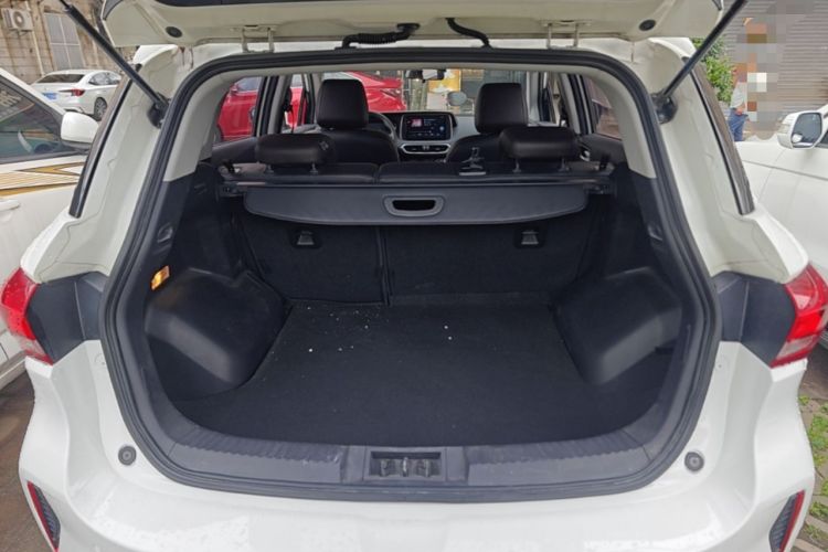 Used GAC Trumpchi GS4 2018 200T G-DCT Two-Wheel Drive Elite Edition Trunk