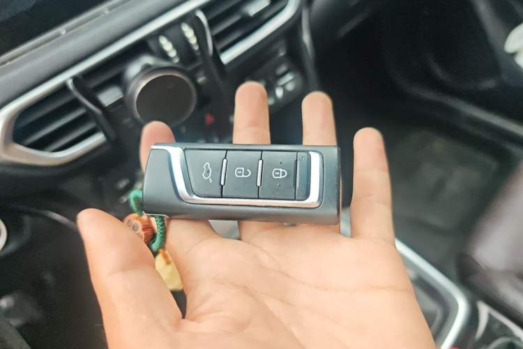 Used GAC Trumpchi GS4 2018 235T Automatic Two-Wheel Drive Luxury Smart Connectivity Version Vehicle Key