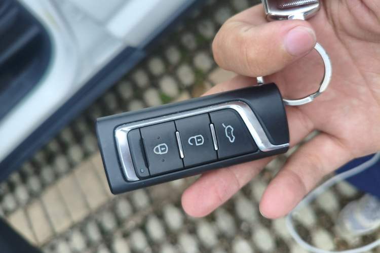 Used GAC Trumpchi GS4 2018 200T G-DCT Two-Wheel Drive Elite Edition Vehicle Key