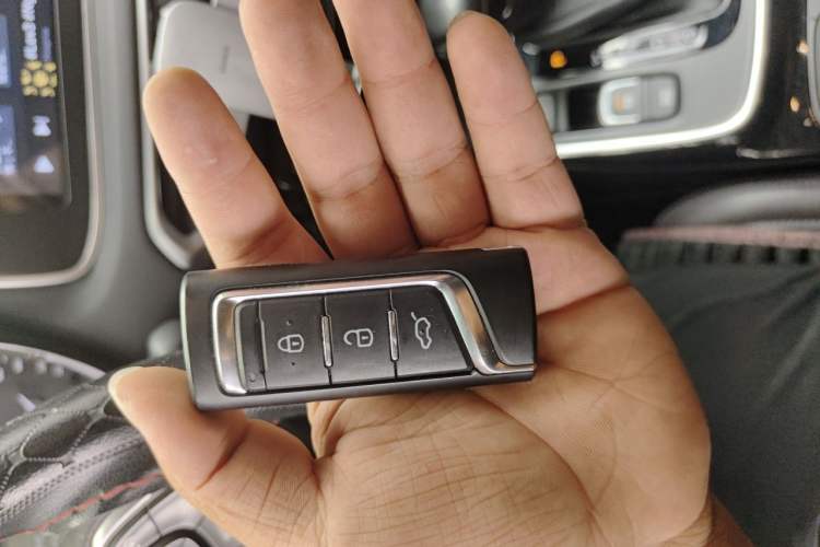 Used GAC Trumpchi GS4 2018 235T Automatic Two-Wheel Drive Elite Millionth Anniversary Edition Vehicle Key