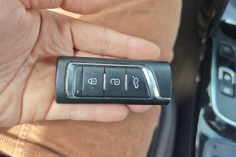 Used GAC Trumpchi GS4 2018 235T Automatic Two-Wheel Drive Elite Millionth Anniversary Edition Vehicle Key