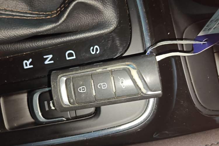 Used GAC Trumpchi GS4 2018 235T Automatic Two-Wheel Drive Luxury Smart Connectivity Version Vehicle Key