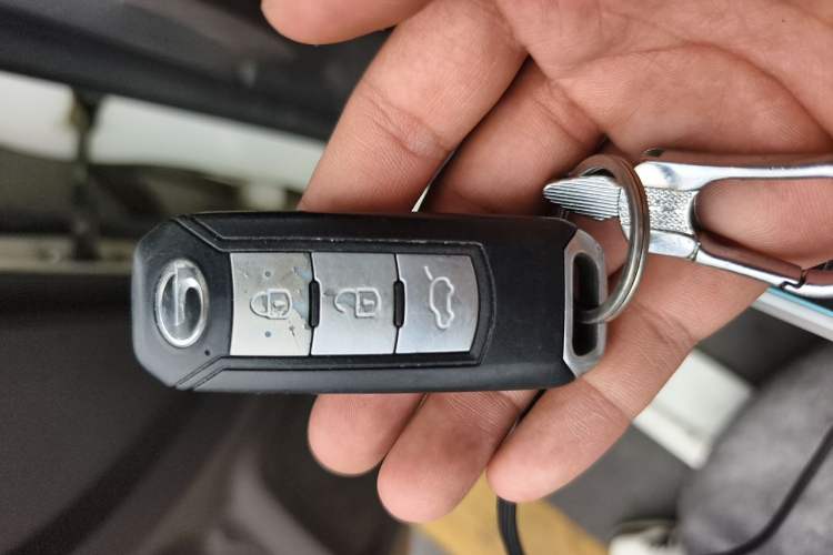 Used GAC Trumpchi GS4 2018 235T Automatic Two-Wheel Drive Luxury Smart Connectivity Version Vehicle Key