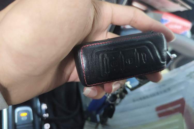 Used GAC Trumpchi GS4 2018 235T Automatic Two-Wheel Drive Luxury Smart Connectivity Version Vehicle Key